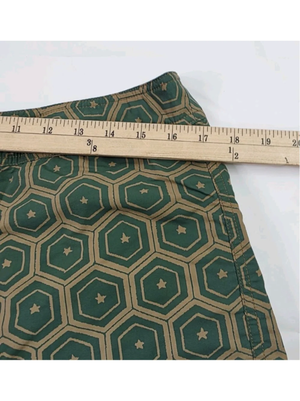 Patagonia Board Shorts Wavefarer Geometric Green Brown Style Men's Size 34